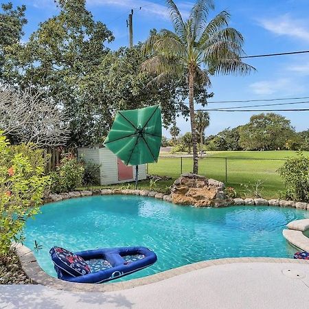 Cooper City Pool Heat I Firepit And Bbq I 75"Tv I Foosball I 581Mbps מראה חיצוני תמונה