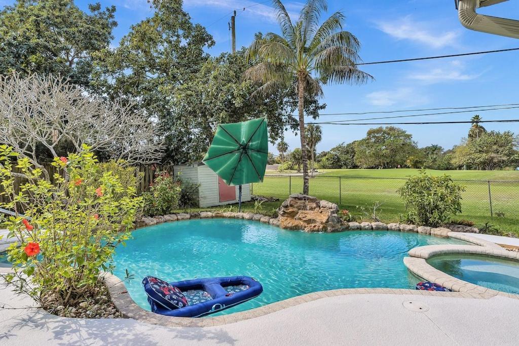 Cooper City Pool Heat I Firepit And Bbq I 75"Tv I Foosball I 581Mbps מראה חיצוני תמונה