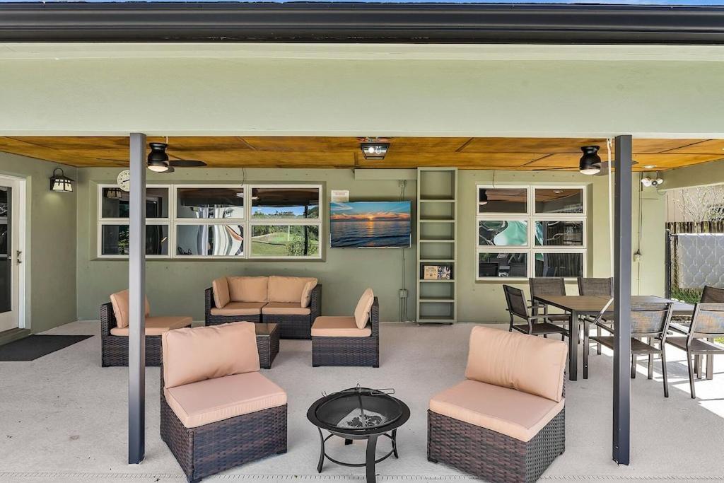 Cooper City Pool Heat I Firepit And Bbq I 75"Tv I Foosball I 581Mbps מראה חיצוני תמונה